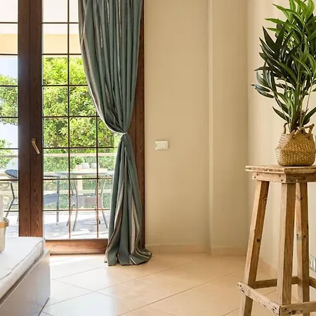 Color - South Paradise 7 Apartment *
